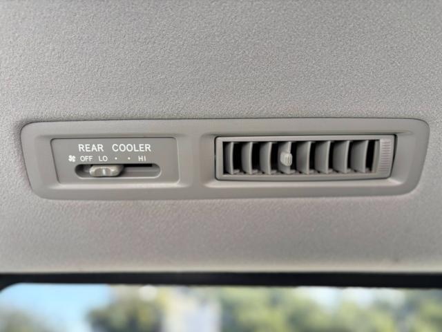 ヴォクシー ＺＳ　Ｂｌｕｅｔｏｏｔｈ／両側パワスラ／カロッツェリアナビ／ＴＶ／バックカメラ／レザー調シートカバー／フォグ／ＥＴＣ（12枚目）