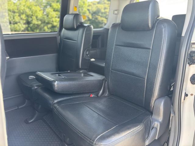 ヴォクシー ＺＳ　Ｂｌｕｅｔｏｏｔｈ／両側パワスラ／カロッツェリアナビ／ＴＶ／バックカメラ／レザー調シートカバー／フォグ／ＥＴＣ（46枚目）