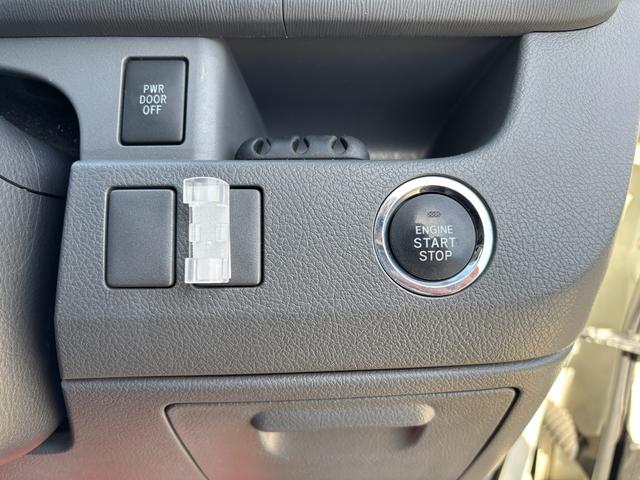 ヴォクシー ＺＳ　Ｂｌｕｅｔｏｏｔｈ／両側パワスラ／カロッツェリアナビ／ＴＶ／バックカメラ／レザー調シートカバー／フォグ／ＥＴＣ（50枚目）