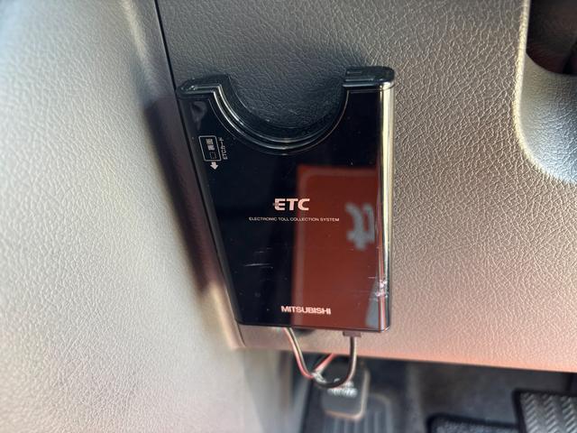 ヴォクシー ＺＳ　Ｂｌｕｅｔｏｏｔｈ／両側パワスラ／カロッツェリアナビ／ＴＶ／バックカメラ／レザー調シートカバー／フォグ／ＥＴＣ（53枚目）