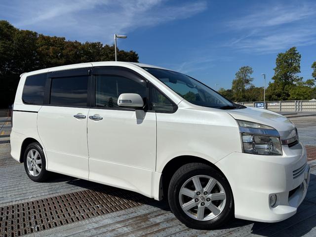 ヴォクシー ＺＳ　Ｂｌｕｅｔｏｏｔｈ／両側パワスラ／カロッツェリアナビ／ＴＶ／バックカメラ／レザー調シートカバー／フォグ／ＥＴＣ（74枚目）