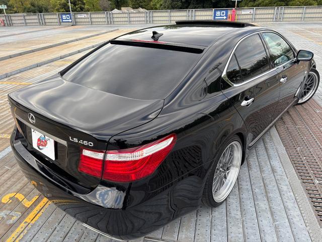 ＬＳ ＬＳ４６０　バージョンＵ　Ｉパッケージ　ＢＢＳ２０インチＡＷ／サンルーフ／ＴＶ／クルコン／前席シートエアコン／前後パーワーシート／パーキングソナー／ブレーキホールド／ＥＴＣ／（51枚目）