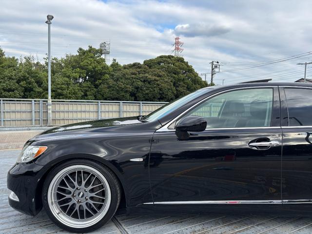 ＬＳ ＬＳ４６０　バージョンＵ　Ｉパッケージ　ＢＢＳ２０インチＡＷ／サンルーフ／ＴＶ／クルコン／前席シートエアコン／前後パーワーシート／パーキングソナー／ブレーキホールド／ＥＴＣ／（75枚目）
