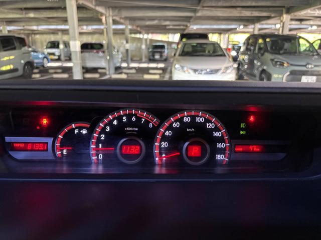 ヴォクシー ＺＳ　社外１８インチＡＷ／Ｂｌｕｅｔｏｏｔｈ／両側パワスラ／カロッツェリアナビ／フリップダウンモニター／インナーミラー型ドラレコ／ウォークスルー／ＥＴＣ（35枚目）