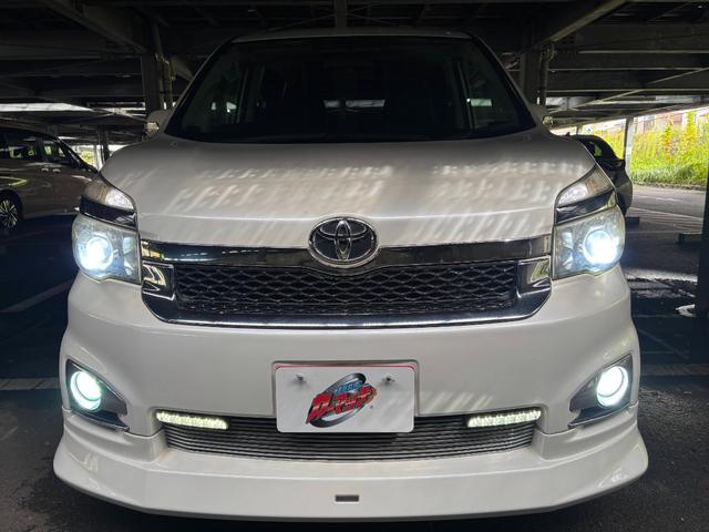 ヴォクシー ＺＳ　社外１８インチＡＷ／モデリスタ／カロッツェリアナビ／サブウーファー／フリップダウンモニター／バックカメラ／ＴＶ／Ｄ席シートヒーター／ＥＴＣ（19枚目）