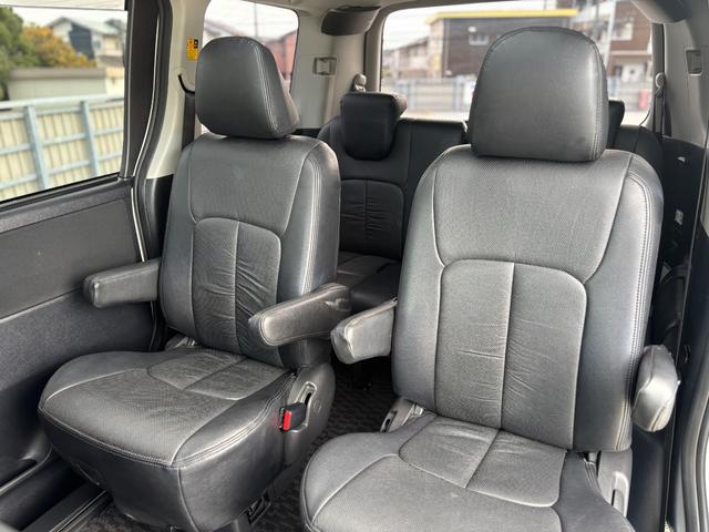 ヴォクシー ＺＳ　社外１８インチＡＷ／モデリスタ／カロッツェリアナビ／サブウーファー／フリップダウンモニター／バックカメラ／ＴＶ／Ｄ席シートヒーター／ＥＴＣ（22枚目）