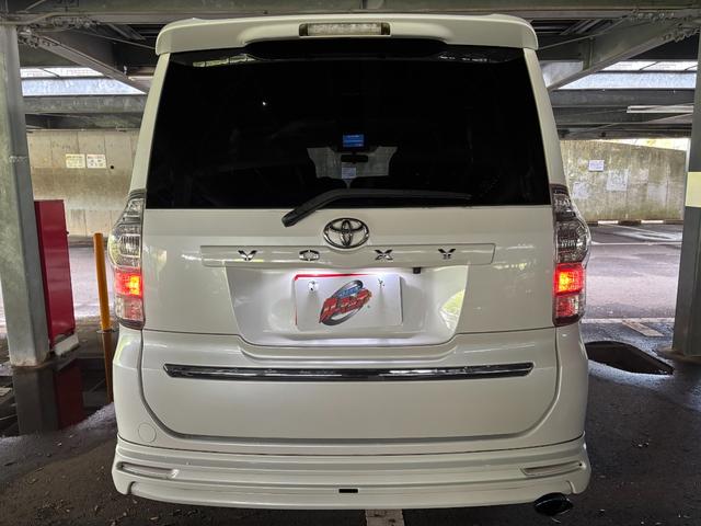 ヴォクシー ＺＳ　社外１８インチＡＷ／モデリスタ／カロッツェリアナビ／サブウーファー／フリップダウンモニター／バックカメラ／ＴＶ／Ｄ席シートヒーター／ＥＴＣ（27枚目）