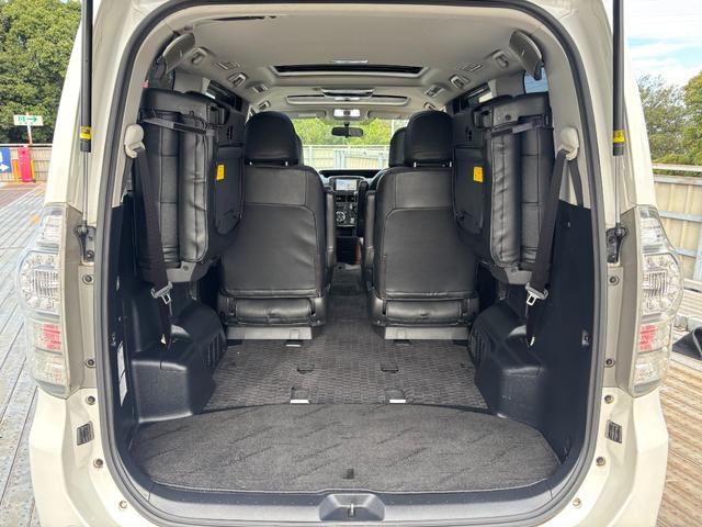 ヴォクシー ＺＳ　社外１８インチＡＷ／モデリスタ／カロッツェリアナビ／サブウーファー／フリップダウンモニター／バックカメラ／ＴＶ／Ｄ席シートヒーター／ＥＴＣ（46枚目）