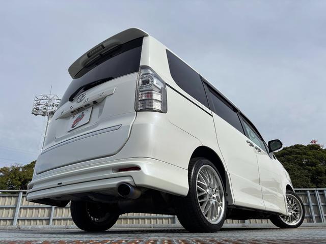 ヴォクシー ＺＳ　社外１８インチＡＷ／モデリスタ／カロッツェリアナビ／サブウーファー／フリップダウンモニター／バックカメラ／ＴＶ／Ｄ席シートヒーター／ＥＴＣ（58枚目）