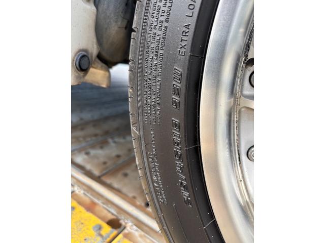 ヴォクシー ＺＳ　社外１８インチＡＷ／モデリスタ／カロッツェリアナビ／サブウーファー／フリップダウンモニター／バックカメラ／ＴＶ／Ｄ席シートヒーター／ＥＴＣ（77枚目）