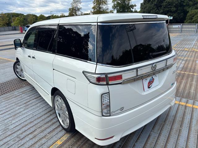 エルグランド 250ハイウェイスターアーバンクロム 社外20インチAW/Bluetooth/両側パワスラ/フリップダウンモニター/8インチALPINEナビ/TV/パワーバックドア/Fエアロ/後席オットマン/ETC(9枚目)