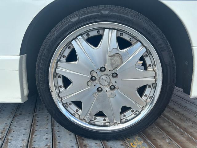 エルグランド 250ハイウェイスターアーバンクロム 社外20インチAW/Bluetooth/両側パワスラ/フリップダウンモニター/8インチALPINEナビ/TV/パワーバックドア/Fエアロ/後席オットマン/ETC(10枚目)