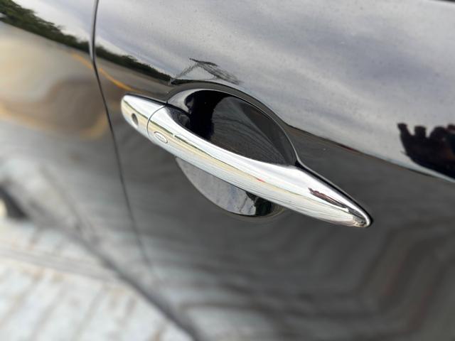 フーガ ３７０ＧＴ　タイプＳ　社外２２インチＡＷ／Ｂｌｕｅｔｏｏｔｈ／ブリッツ車高調／パワーシート／オットマン／バックカメラ／スマートキー／クルコン／カーテシーライト／フォグ／ＥＴＣ（6枚目）