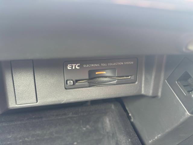 フーガ ３７０ＧＴ　タイプＳ　社外２２インチＡＷ／Ｂｌｕｅｔｏｏｔｈ／ブリッツ車高調／パワーシート／オットマン／バックカメラ／スマートキー／クルコン／カーテシーライト／フォグ／ＥＴＣ（15枚目）