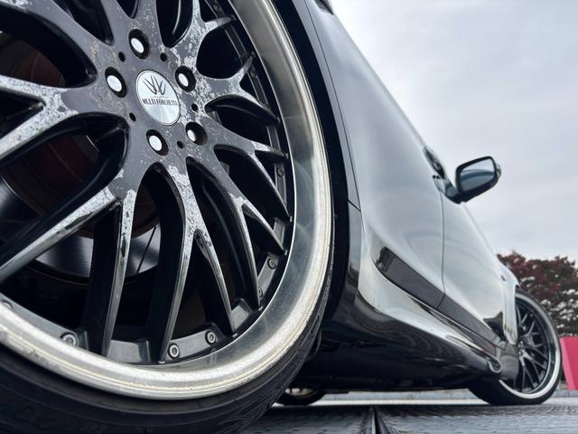 フーガ ３７０ＧＴ　タイプＳ　社外２２インチＡＷ／Ｂｌｕｅｔｏｏｔｈ／ブリッツ車高調／パワーシート／オットマン／バックカメラ／スマートキー／クルコン／カーテシーライト／フォグ／ＥＴＣ（19枚目）