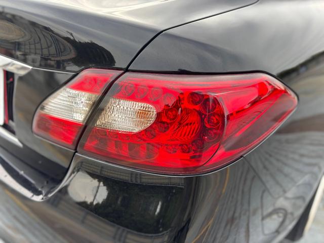 フーガ ３７０ＧＴ　タイプＳ　社外２２インチＡＷ／Ｂｌｕｅｔｏｏｔｈ／ブリッツ車高調／パワーシート／オットマン／バックカメラ／スマートキー／クルコン／カーテシーライト／フォグ／ＥＴＣ（31枚目）