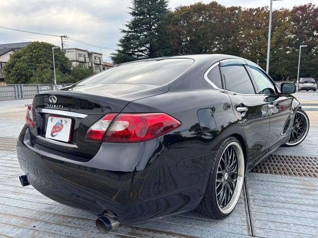 フーガ ３７０ＧＴ　タイプＳ　社外２２インチＡＷ／Ｂｌｕｅｔｏｏｔｈ／ブリッツ車高調／パワーシート／オットマン／バックカメラ／スマートキー／クルコン／カーテシーライト／フォグ／ＥＴＣ（46枚目）