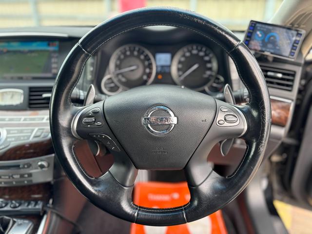 フーガ ３７０ＧＴ　タイプＳ　社外２２インチＡＷ／Ｂｌｕｅｔｏｏｔｈ／ブリッツ車高調／パワーシート／オットマン／バックカメラ／スマートキー／クルコン／カーテシーライト／フォグ／ＥＴＣ（54枚目）