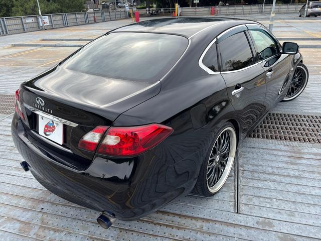 フーガ ３７０ＧＴ　タイプＳ　社外２２インチＡＷ／Ｂｌｕｅｔｏｏｔｈ／ブリッツ車高調／パワーシート／オットマン／バックカメラ／スマートキー／クルコン／カーテシーライト／フォグ／ＥＴＣ（78枚目）