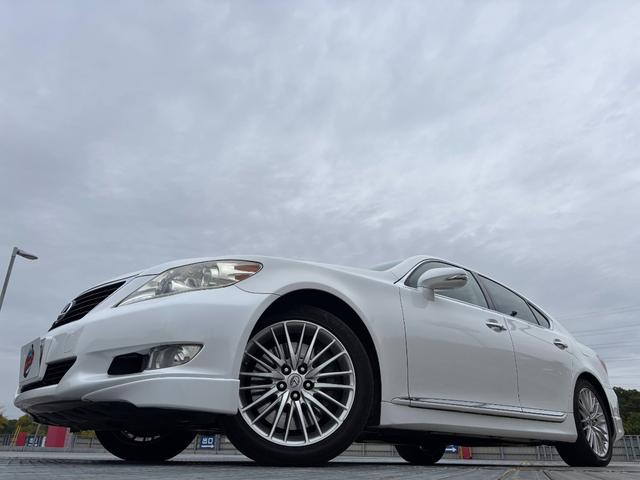 LS LS460 バージョンSZ Iパッケージ 純正19インチAW/Fエアロ/レザーシート/パワーシート/シートヒーター/ワンオーナー/クルコン/TV/バックカメラ/記録簿/ETC(5枚目)