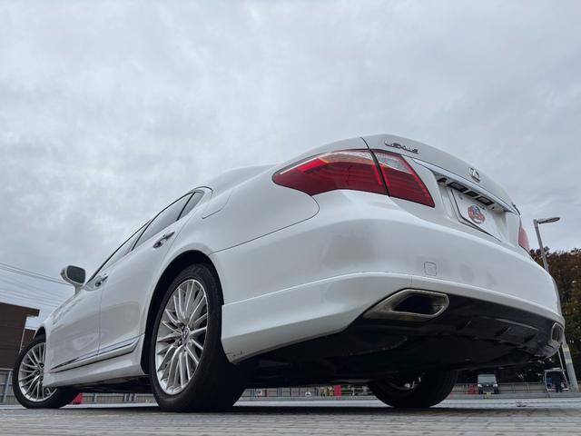 LS LS460 バージョンSZ Iパッケージ 純正19インチAW/Fエアロ/レザーシート/パワーシート/シートヒーター/ワンオーナー/クルコン/TV/バックカメラ/記録簿/ETC(11枚目)