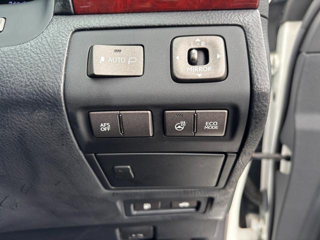 LS LS460 バージョンSZ Iパッケージ 純正19インチAW/Fエアロ/レザーシート/パワーシート/シートヒーター/ワンオーナー/クルコン/TV/バックカメラ/記録簿/ETC(21枚目)