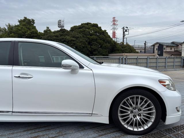 LS LS460 バージョンSZ Iパッケージ 純正19インチAW/Fエアロ/レザーシート/パワーシート/シートヒーター/ワンオーナー/クルコン/TV/バックカメラ/記録簿/ETC(23枚目)