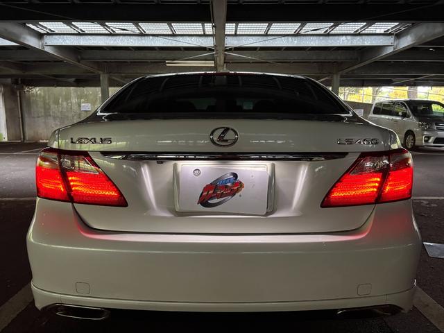 LS LS460 バージョンSZ Iパッケージ 純正19インチAW/Fエアロ/レザーシート/パワーシート/シートヒーター/ワンオーナー/クルコン/TV/バックカメラ/記録簿/ETC(25枚目)