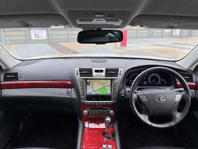 LS LS460 バージョンSZ Iパッケージ 純正19インチAW/Fエアロ/レザーシート/パワーシート/シートヒーター/ワンオーナー/クルコン/TV/バックカメラ/記録簿/ETC(55枚目)
