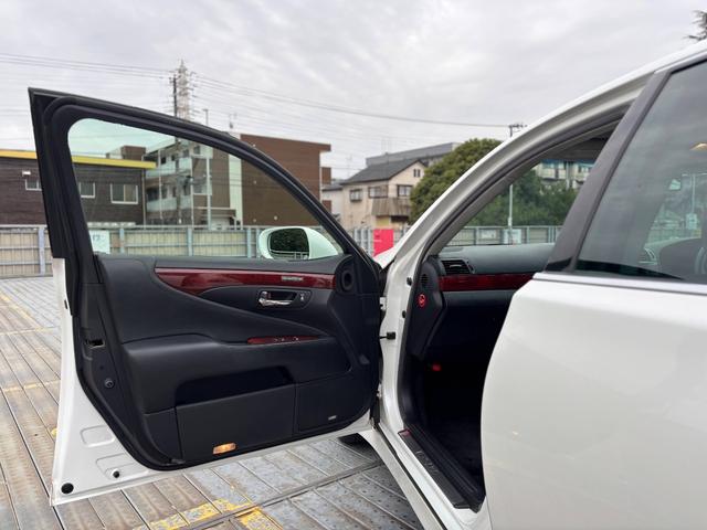 LS LS460 バージョンSZ Iパッケージ 純正19インチAW/Fエアロ/レザーシート/パワーシート/シートヒーター/ワンオーナー/クルコン/TV/バックカメラ/記録簿/ETC(67枚目)