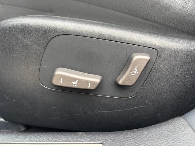 LS LS460 バージョンSZ Iパッケージ 純正19インチAW/Fエアロ/レザーシート/パワーシート/シートヒーター/ワンオーナー/クルコン/TV/バックカメラ/記録簿/ETC(77枚目)