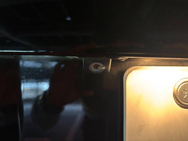 ジープ・コンパス リミテッド　４ＷＤ／Ｂｌｕｅｔｏｏｔｈ／純正１８インチＡＷ／カロッツェリアナビ／ＴＶ／レーダ探知機／ドラレコ／バックカメラ／サイドカメラ／クルコン／レザーシート／ＥＴＣ（6枚目）