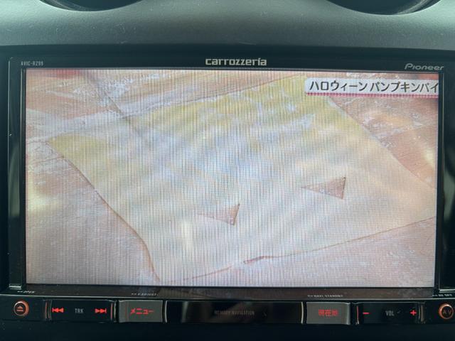 ジープ・コンパス リミテッド　４ＷＤ／Ｂｌｕｅｔｏｏｔｈ／純正１８インチＡＷ／カロッツェリアナビ／ＴＶ／レーダ探知機／ドラレコ／バックカメラ／サイドカメラ／クルコン／レザーシート／ＥＴＣ（13枚目）