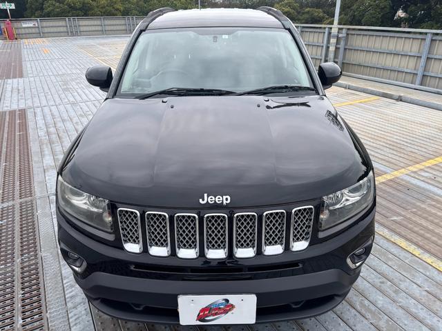 ジープ・コンパス リミテッド　４ＷＤ／Ｂｌｕｅｔｏｏｔｈ／純正１８インチＡＷ／カロッツェリアナビ／ＴＶ／レーダ探知機／ドラレコ／バックカメラ／サイドカメラ／クルコン／レザーシート／ＥＴＣ（17枚目）