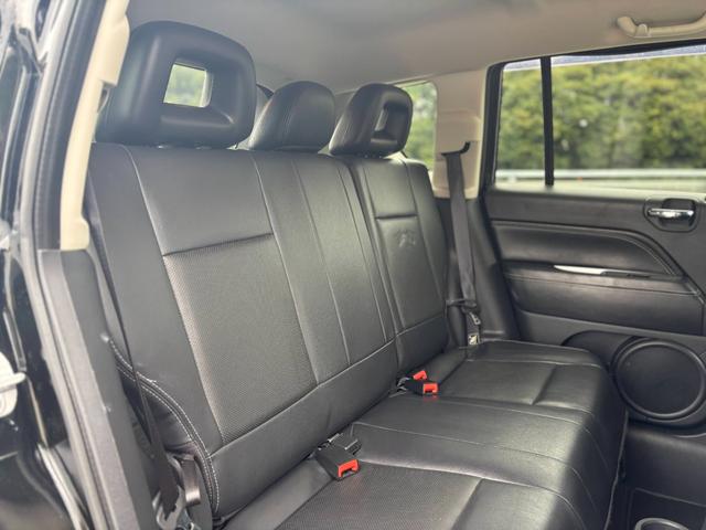 ジープ・コンパス リミテッド　４ＷＤ／Ｂｌｕｅｔｏｏｔｈ／純正１８インチＡＷ／カロッツェリアナビ／ＴＶ／レーダ探知機／ドラレコ／バックカメラ／サイドカメラ／クルコン／レザーシート／ＥＴＣ（46枚目）