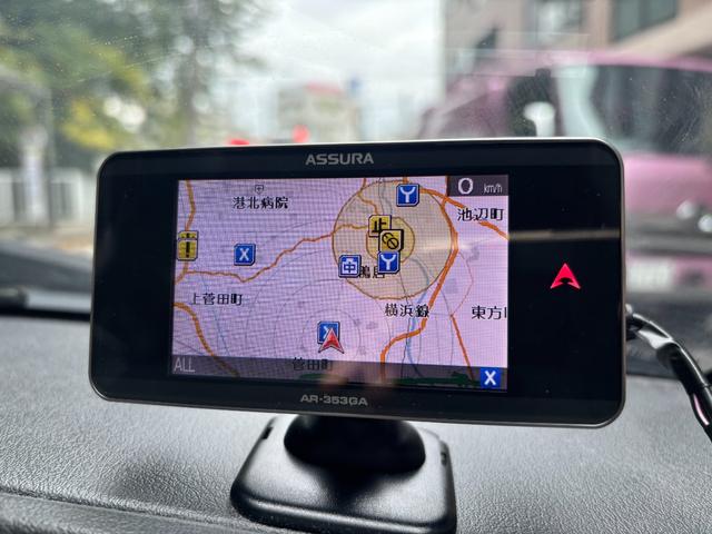 ジープ・コンパス リミテッド　４ＷＤ／Ｂｌｕｅｔｏｏｔｈ／純正１８インチＡＷ／カロッツェリアナビ／ＴＶ／レーダ探知機／ドラレコ／バックカメラ／サイドカメラ／クルコン／レザーシート／ＥＴＣ（55枚目）