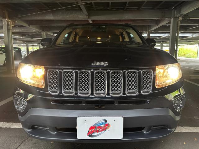 ジープ・コンパス リミテッド　４ＷＤ／Ｂｌｕｅｔｏｏｔｈ／純正１８インチＡＷ／カロッツェリアナビ／ＴＶ／レーダ探知機／ドラレコ／バックカメラ／サイドカメラ／クルコン／レザーシート／ＥＴＣ（59枚目）