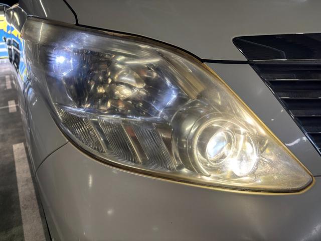 アルファード ２４０Ｇ　４ＷＤ／ワンオーナー／社外１９インチＡＷ／両側パワスラ／Ｆ．Ｒエアロ／パワーシート／後席オットマン／クルコン／フリップダウンモニター／バックカメラ／（24枚目）