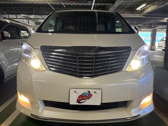 アルファード ２４０Ｇ　４ＷＤ／ワンオーナー／社外１９インチＡＷ／両側パワスラ／Ｆ．Ｒエアロ／パワーシート／後席オットマン／クルコン／フリップダウンモニター／バックカメラ／（26枚目）