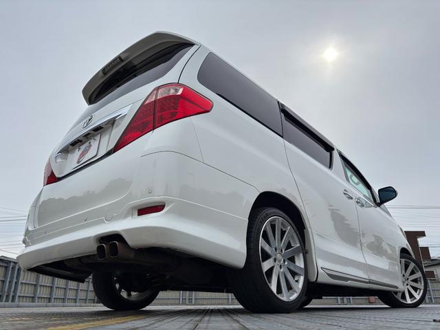 アルファード ２４０Ｇ　４ＷＤ／ワンオーナー／社外１９インチＡＷ／両側パワスラ／Ｆ．Ｒエアロ／パワーシート／後席オットマン／クルコン／フリップダウンモニター／バックカメラ／（27枚目）
