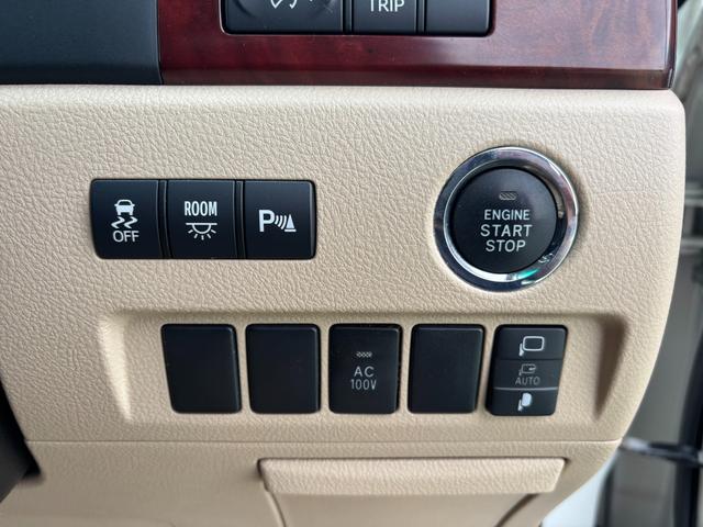 アルファード ２４０Ｇ　４ＷＤ／ワンオーナー／社外１９インチＡＷ／両側パワスラ／Ｆ．Ｒエアロ／パワーシート／後席オットマン／クルコン／フリップダウンモニター／バックカメラ／（32枚目）