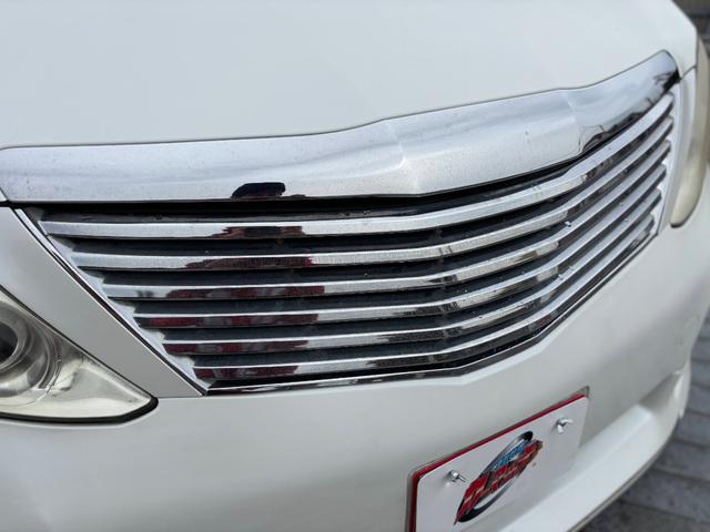 アルファード ２４０Ｇ　４ＷＤ／ワンオーナー／社外１９インチＡＷ／両側パワスラ／Ｆ．Ｒエアロ／パワーシート／後席オットマン／クルコン／フリップダウンモニター／バックカメラ／（34枚目）