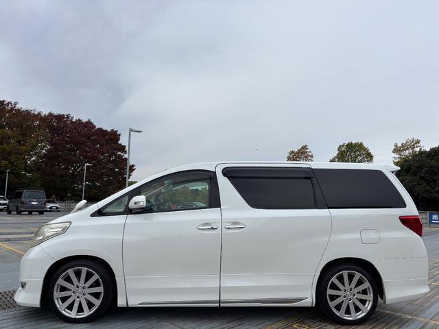 アルファード ２４０Ｇ　４ＷＤ／ワンオーナー／社外１９インチＡＷ／両側パワスラ／Ｆ．Ｒエアロ／パワーシート／後席オットマン／クルコン／フリップダウンモニター／バックカメラ／（60枚目）