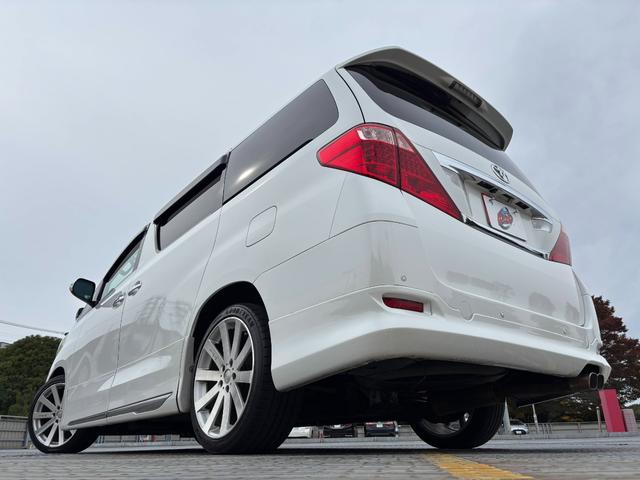 アルファード ２４０Ｇ　４ＷＤ／ワンオーナー／社外１９インチＡＷ／両側パワスラ／Ｆ．Ｒエアロ／パワーシート／後席オットマン／クルコン／フリップダウンモニター／バックカメラ／（73枚目）