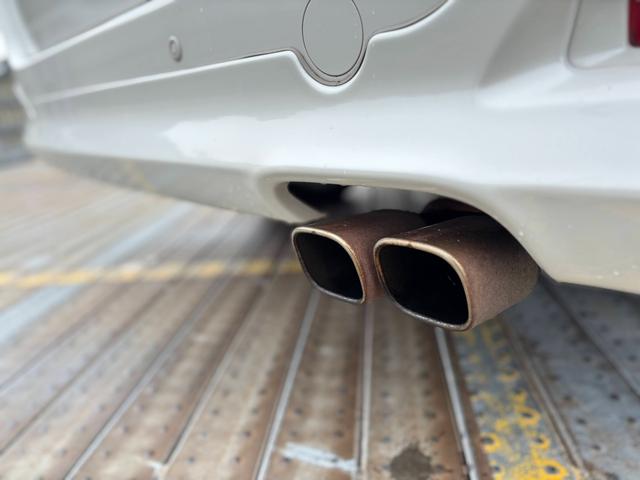 アルファード ２４０Ｇ　４ＷＤ／ワンオーナー／社外１９インチＡＷ／両側パワスラ／Ｆ．Ｒエアロ／パワーシート／後席オットマン／クルコン／フリップダウンモニター／バックカメラ／（79枚目）