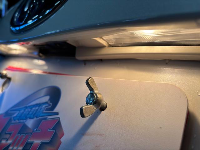 プリウス Ｓ　ＷＯＲＫ１８インチＡＷ／Ｂｌｕｅｔｏｏｔｈ／サンルーフ／カロッツェリアナビ／ＴＶ／ＴＥＩＮ車高調／クルコン／バックカメラ／ＥＴＣ（26枚目）