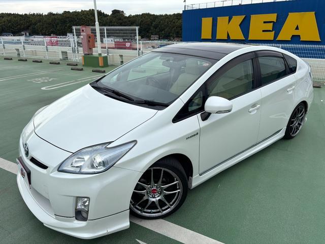 プリウス Ｓ　ＷＯＲＫ１８インチＡＷ／Ｂｌｕｅｔｏｏｔｈ／サンルーフ／カロッツェリアナビ／ＴＶ／ＴＥＩＮ車高調／クルコン／バックカメラ／ＥＴＣ（60枚目）