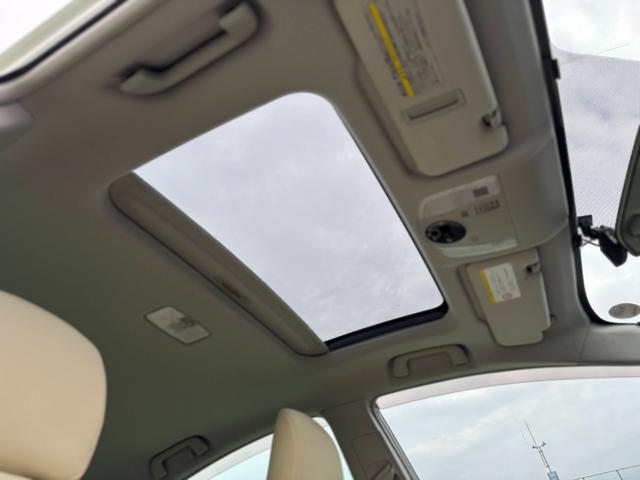 プリウス Ｓ　ＷＯＲＫ１８インチＡＷ／Ｂｌｕｅｔｏｏｔｈ／サンルーフ／カロッツェリアナビ／ＴＶ／ＴＥＩＮ車高調／クルコン／バックカメラ／ＥＴＣ（71枚目）