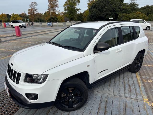 ジープ・コンパス アルティテュード　スポーツ　ナビエディション　純正１７インチＡＷ／Ｂｌｕｅｔｏｏｔｈ／カロッツェリアナビ／サイドカメラ／ルーフレール／クルコン／フォグ（22枚目）