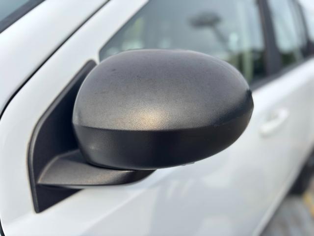 ジープ・コンパス アルティテュード　スポーツ　ナビエディション　純正１７インチＡＷ／Ｂｌｕｅｔｏｏｔｈ／カロッツェリアナビ／サイドカメラ／ルーフレール／クルコン／フォグ（30枚目）